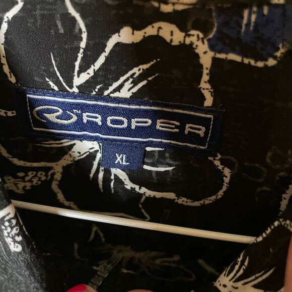 Vintage Roper Blue Floral Hawaiian Button Down - Picture 8 of 8